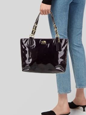 Coach Madison Aubergine Patent Leather Tote 20484 Gold Chain EUC